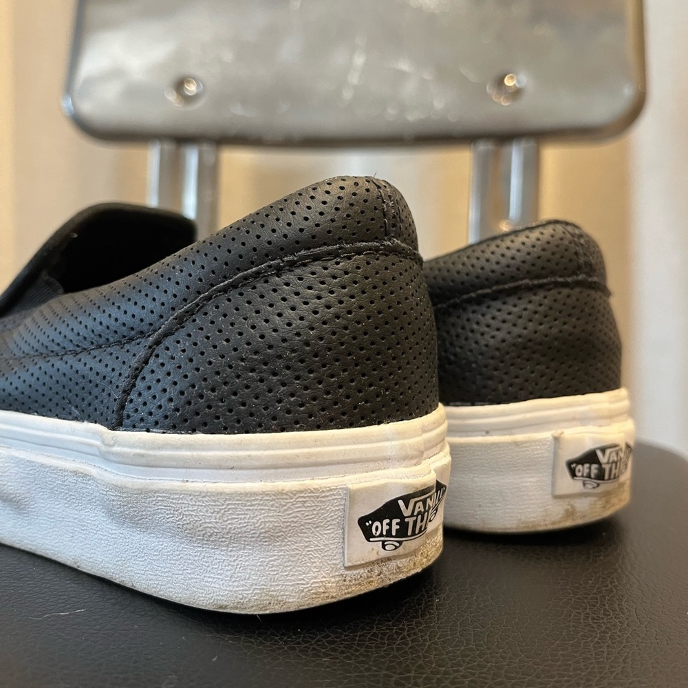 Black Slip-On Leather Vans - Picture 4 of 6